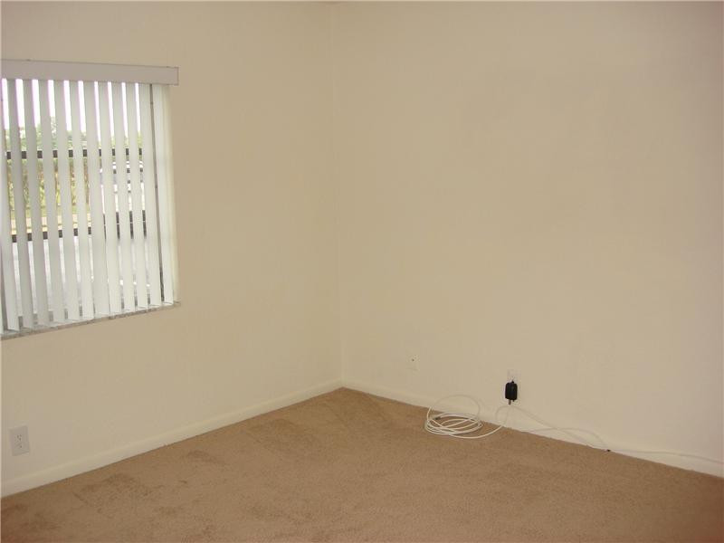 COCO CAY CONDO - Residential Lease