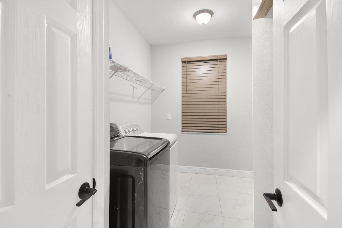 VIZCAYA FALLS PLAT 2 - Residential