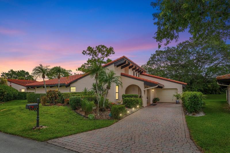 8104 Pine Cir 8104