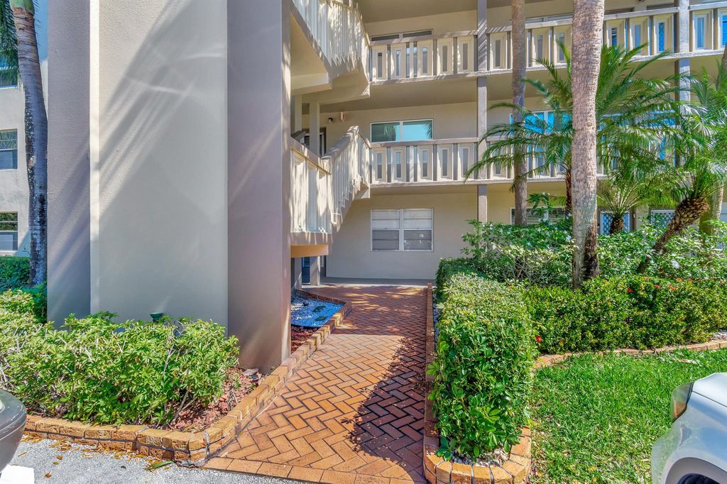 Photo of 3005 Portofino Isle #B1, Coconut Creek, FL 33066 (MLS # R10962104)