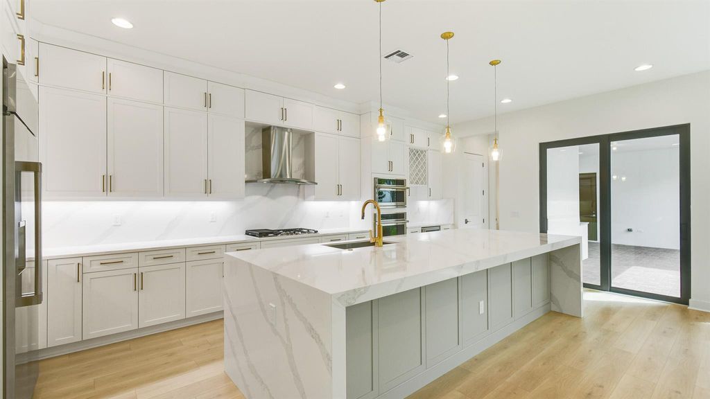 Photo of 13136 Alton Road, Palm Beach Gardens, FL 33418 (MLS # R11018582)