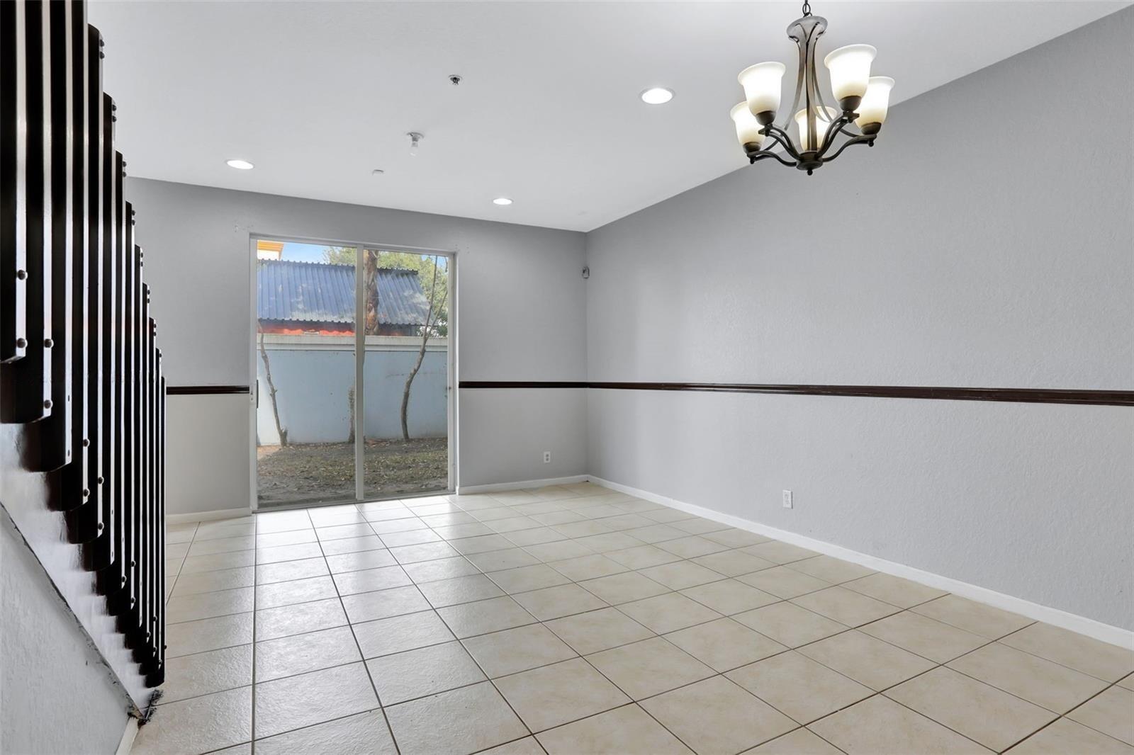 3427 NW 14th Court