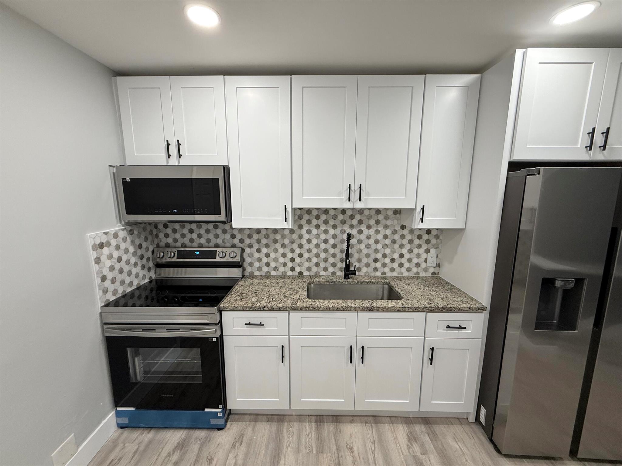 NICHOLS 1ST ADD TO DELRAY - Residential Lease