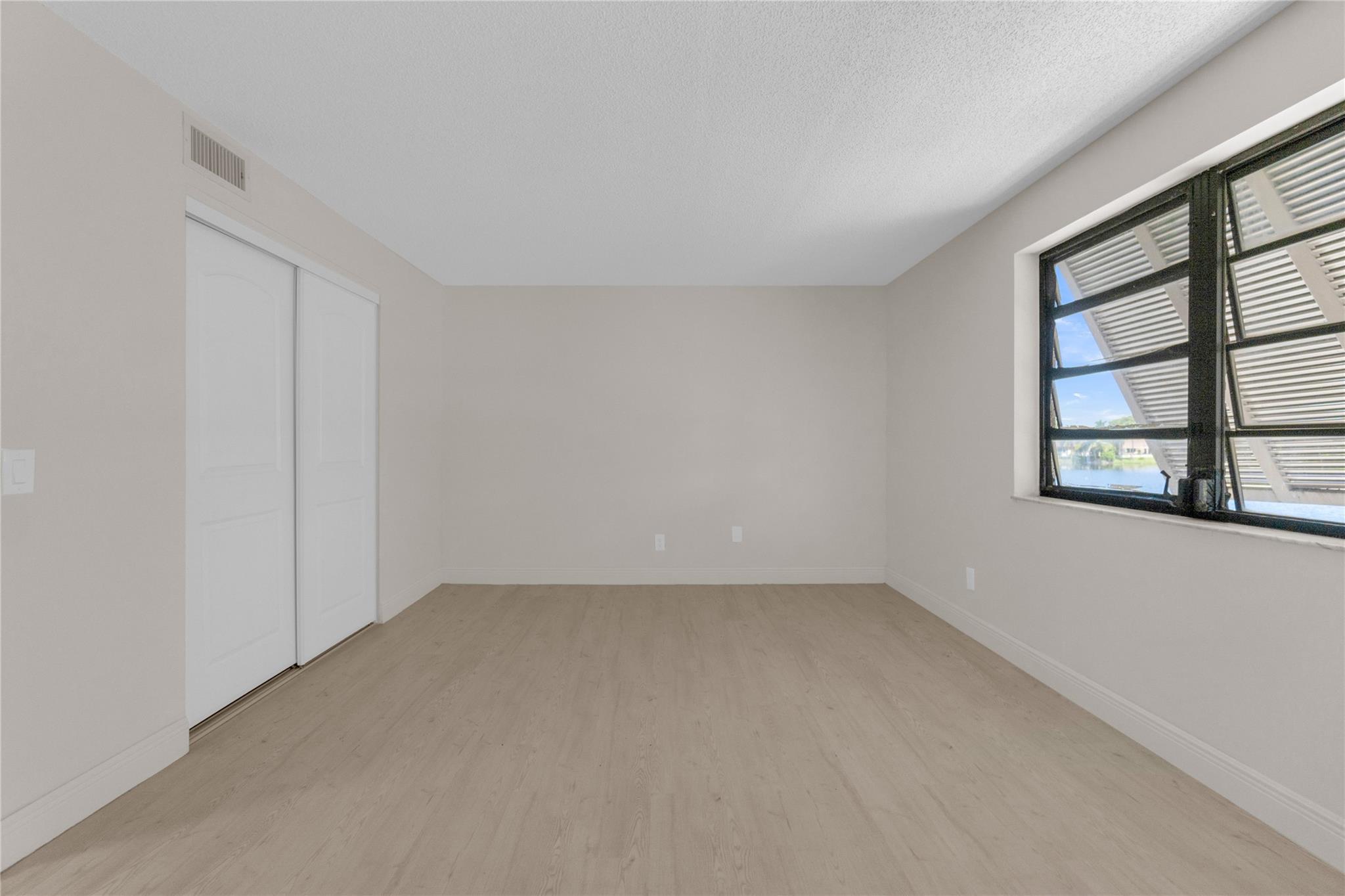 Villas Lakes - Residential