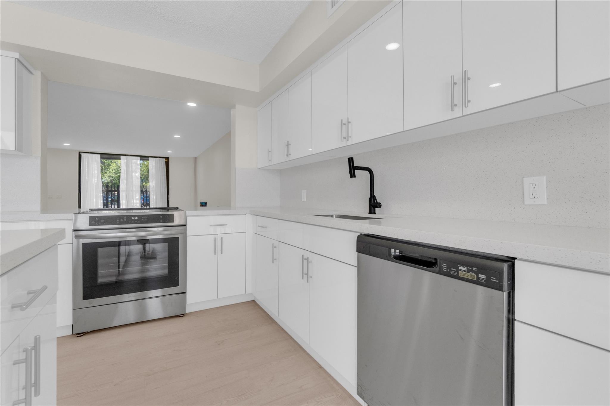 Villas Lakes - Residential