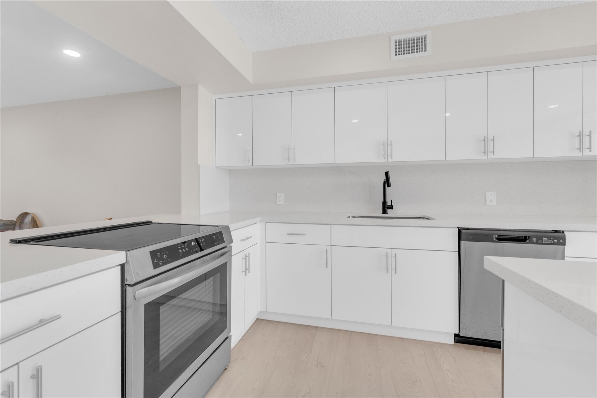 Villas Lakes - Residential