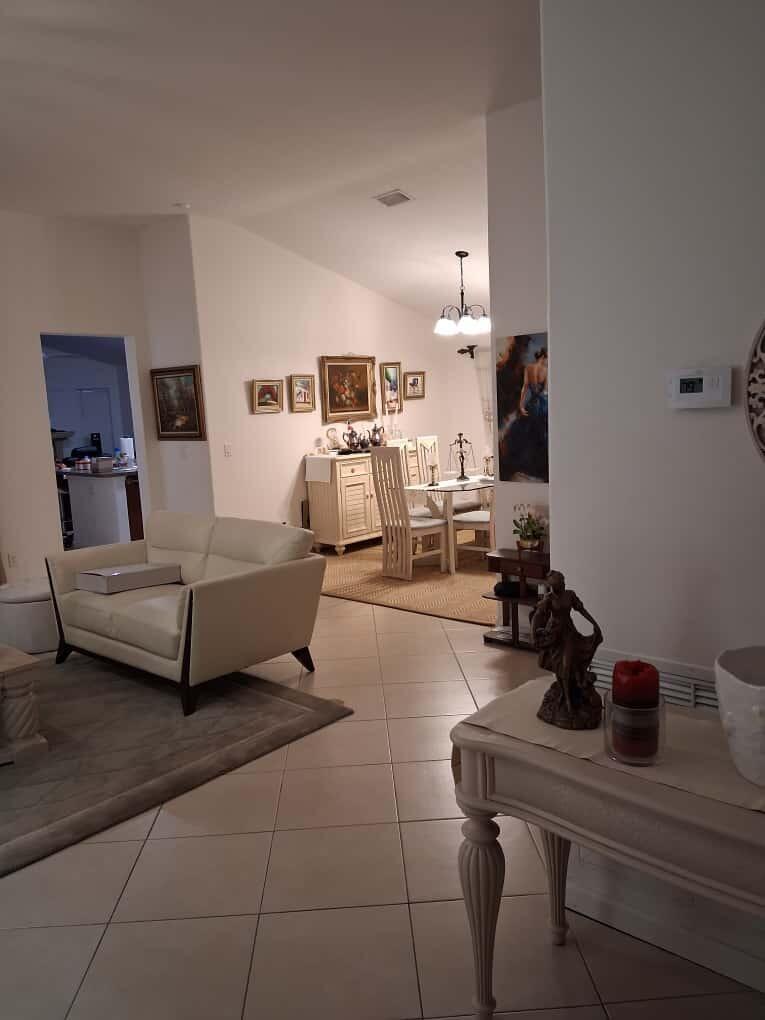 PORT ST LUCIE SECTION 8 - Residential