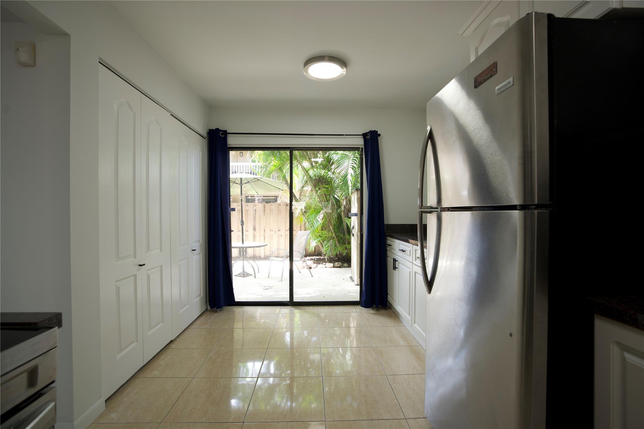 Arrowhead Golf & Tennis C - Residential Lease