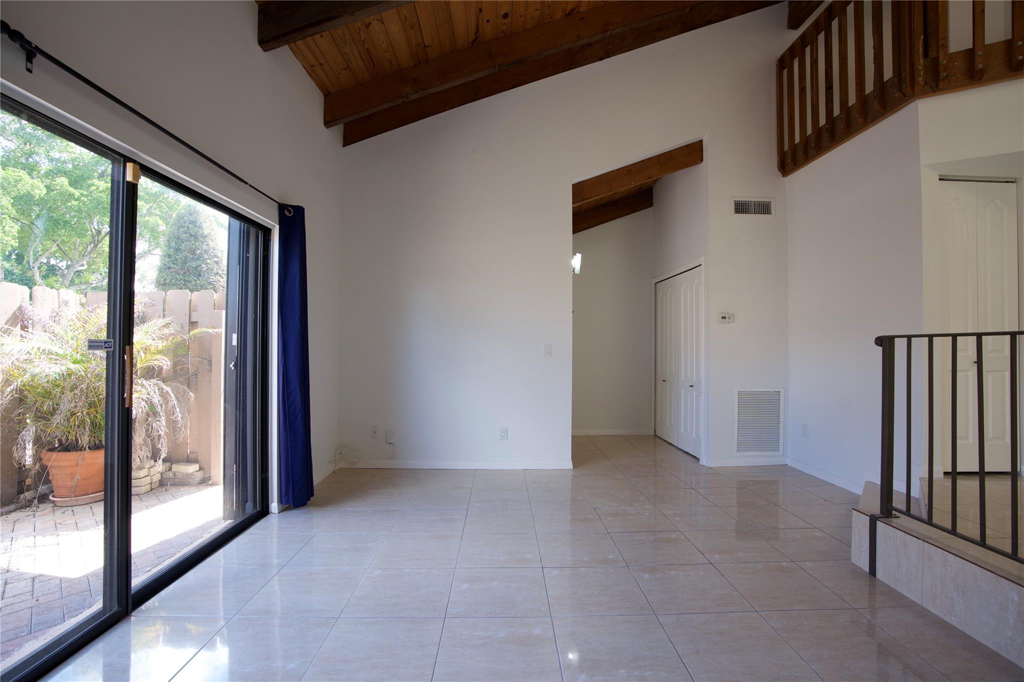 Arrowhead Golf & Tennis C - Residential Lease