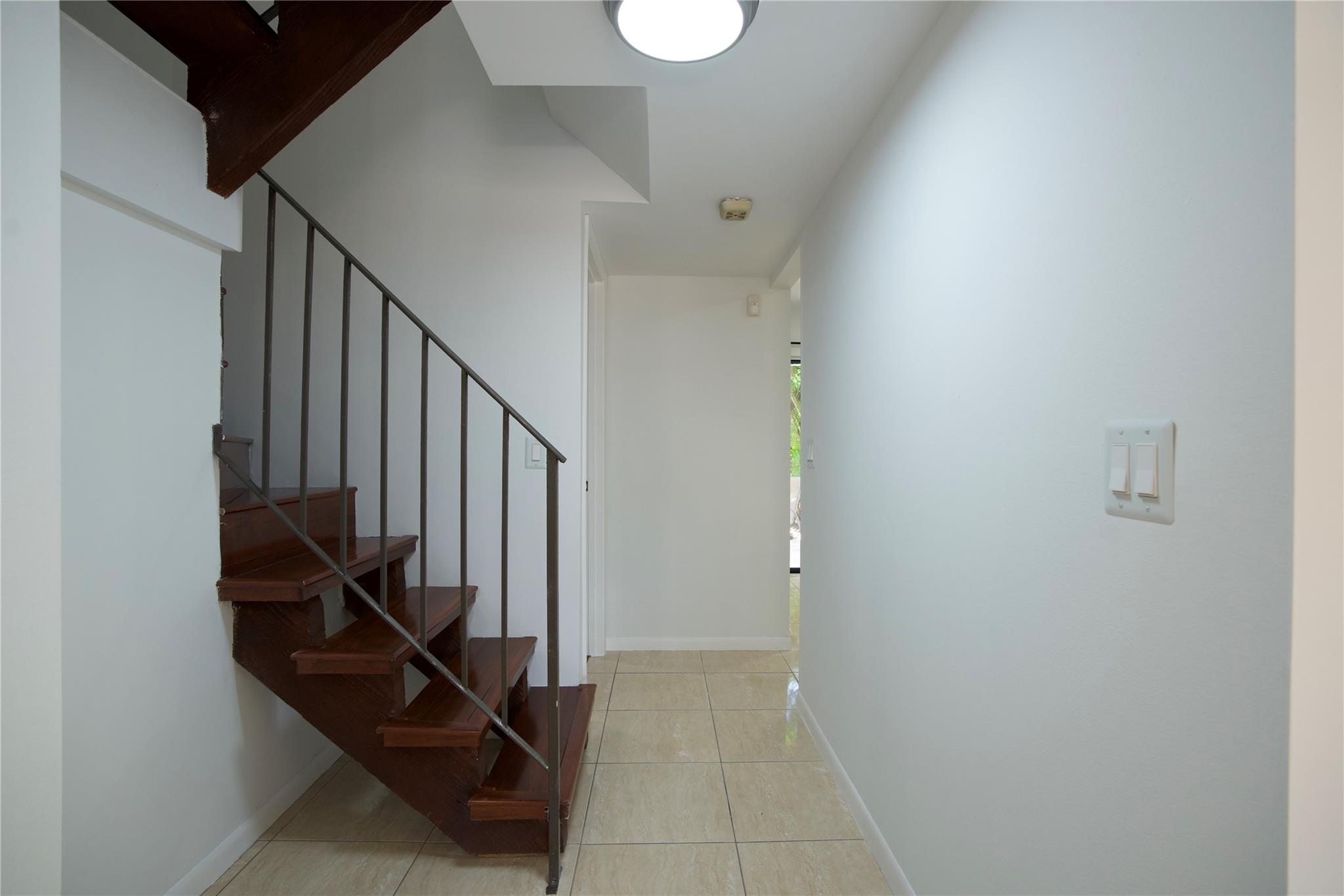 Arrowhead Golf & Tennis C - Residential Lease