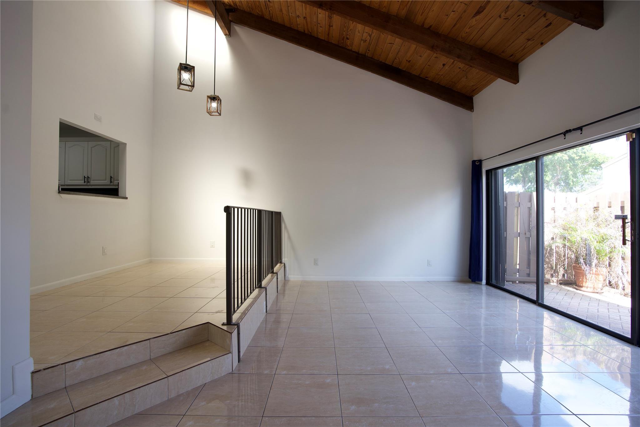 Arrowhead Golf & Tennis C - Residential Lease