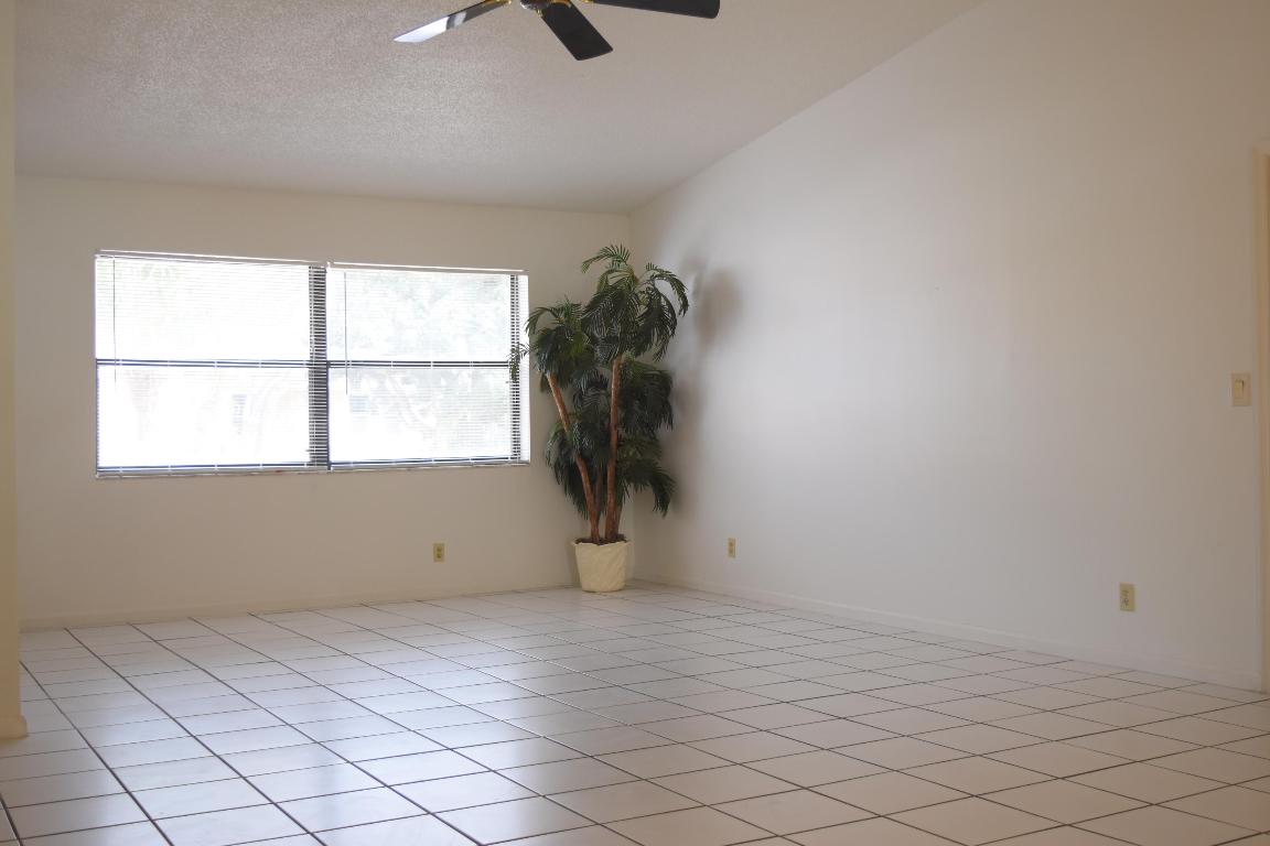 SPRINGTREE LAKES WEST III - Residential