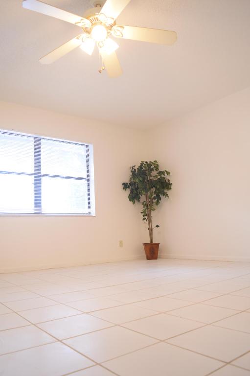 SPRINGTREE LAKES WEST III - Residential