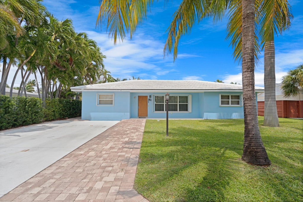 Photo of 333 Linda Lane, Palm Beach Shores, FL 33404 (MLS # R10975717)