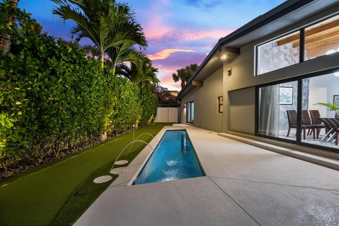 JUPITER INLET BEACH COLONY - Residential