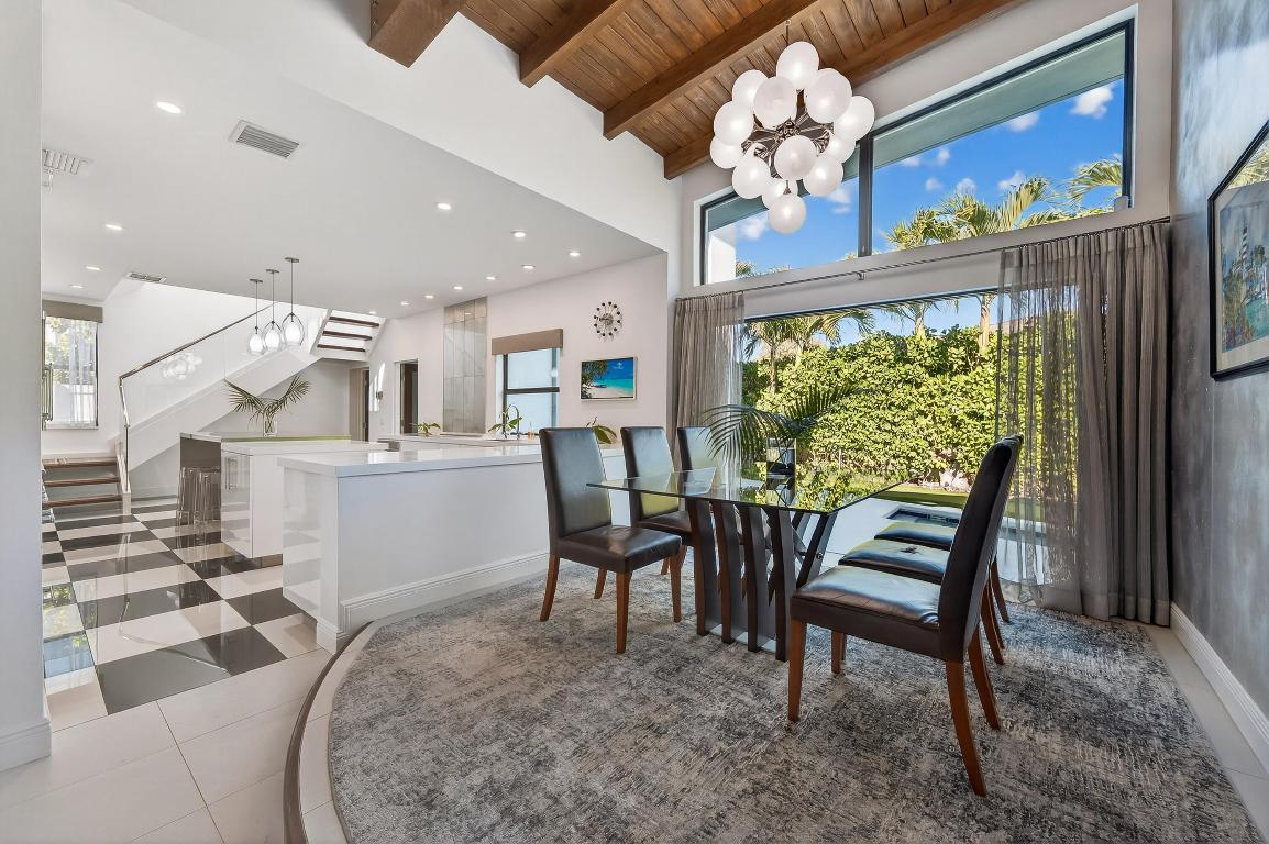 JUPITER INLET BEACH COLONY - Residential