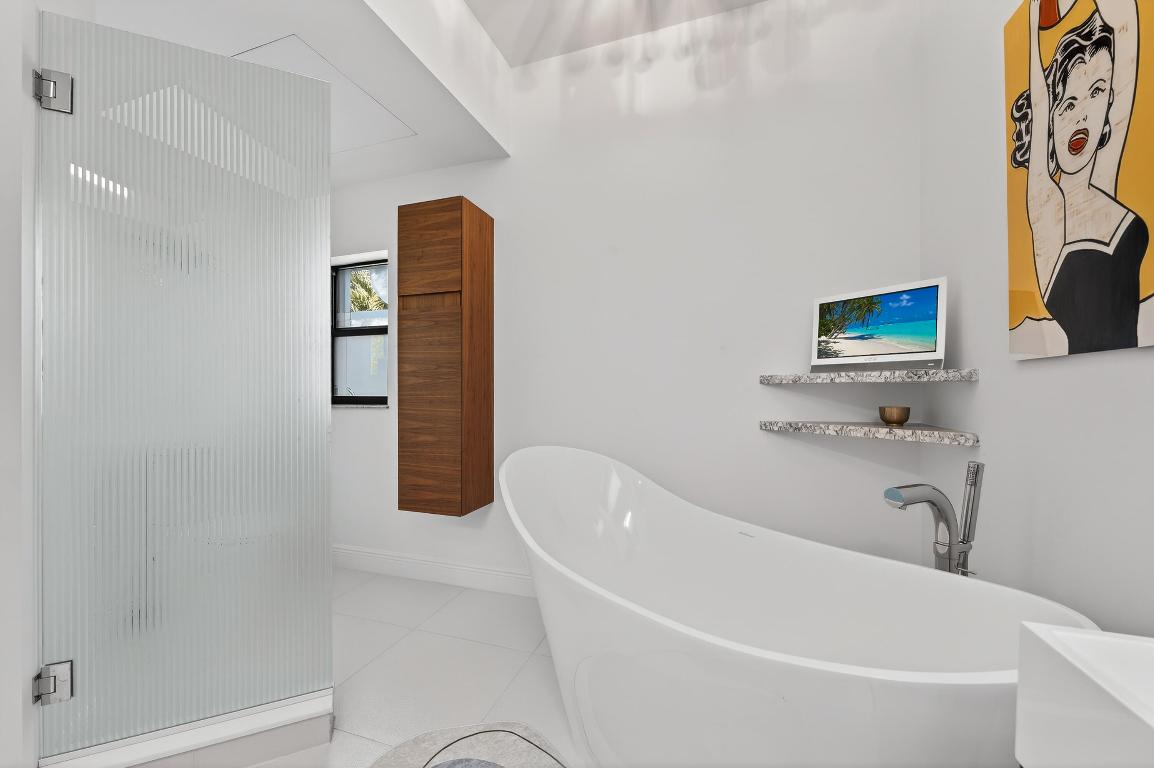 JUPITER INLET BEACH COLONY - Residential