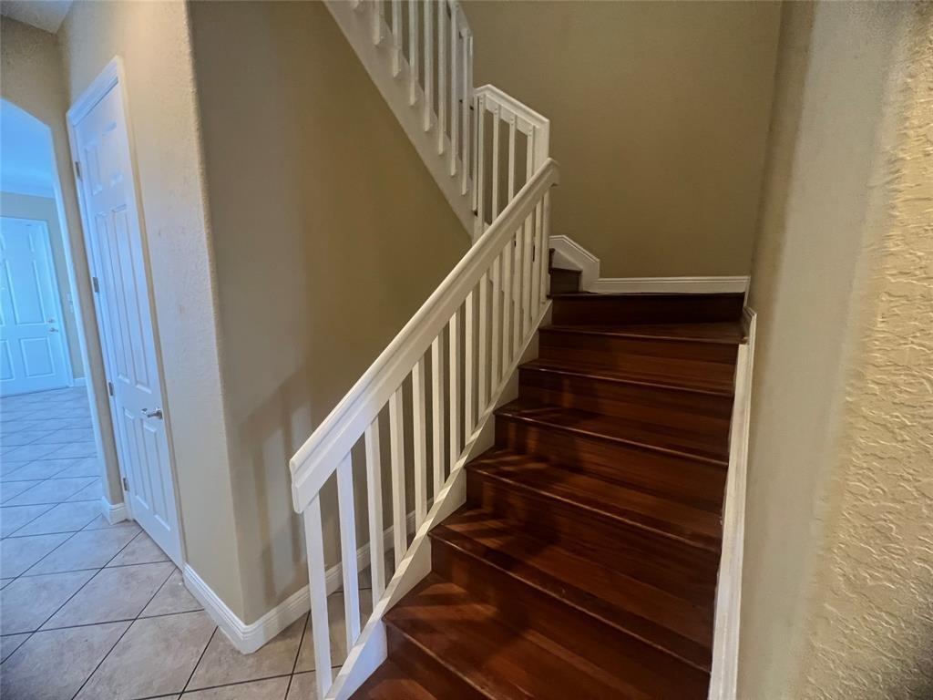 JULIA GARDENS - Residential Lease