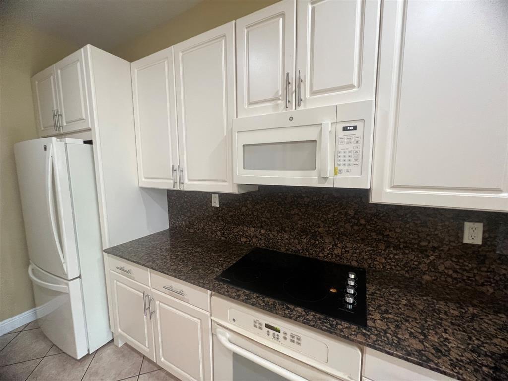 JULIA GARDENS - Residential Lease