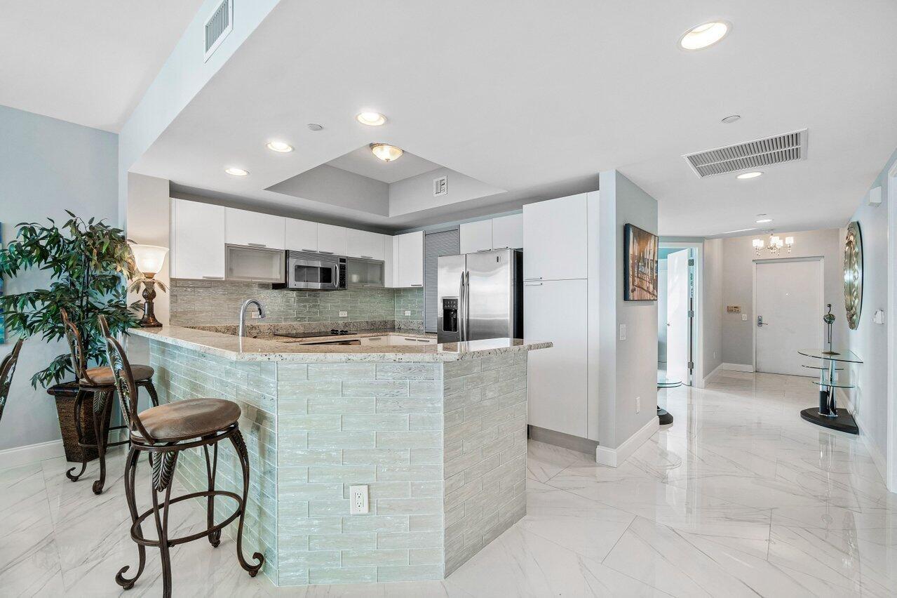 MARINA GRANDE RIVIERA BEA - Residential Lease