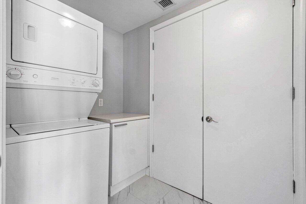 MARINA GRANDE RIVIERA BEA - Residential Lease