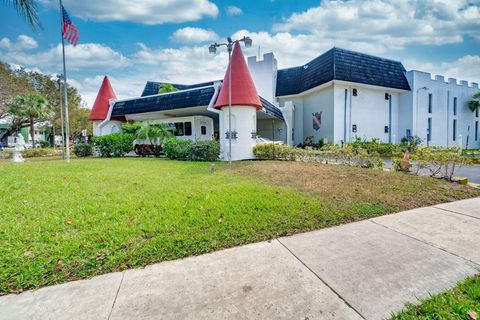 A home in Lauderhill