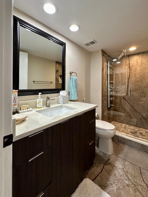 GLENEAGLES CONDO III - Residential Lease