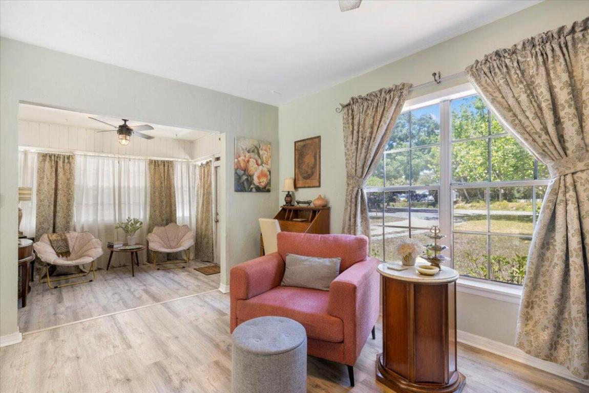 MCANSH PARK REPLATS OF - Residential