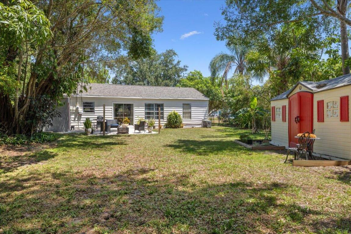 MCANSH PARK REPLATS OF - Residential