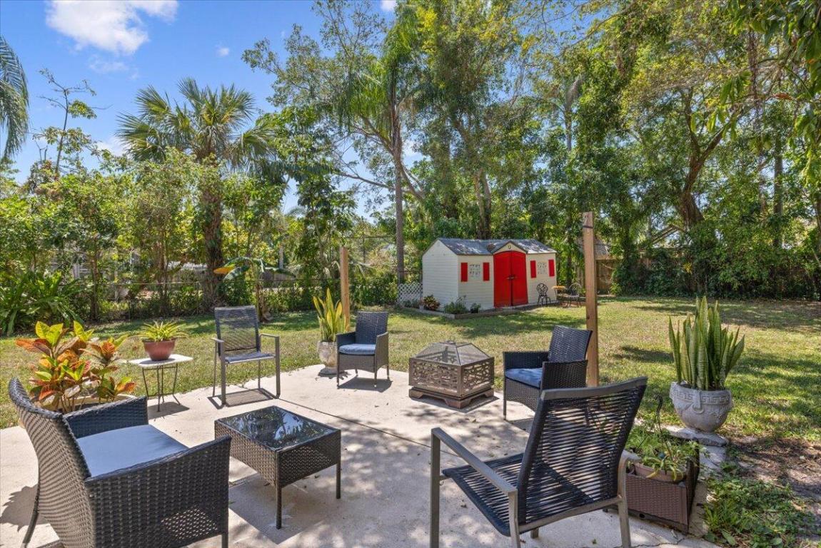 MCANSH PARK REPLATS OF - Residential