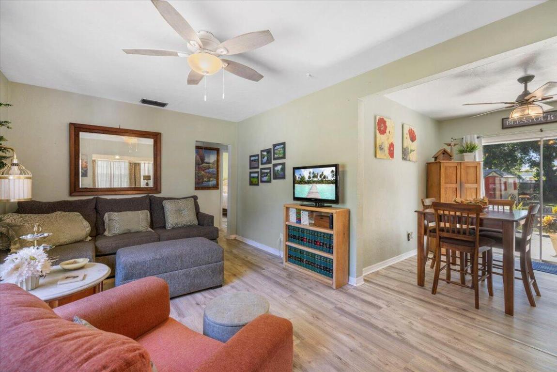 MCANSH PARK REPLATS OF - Residential