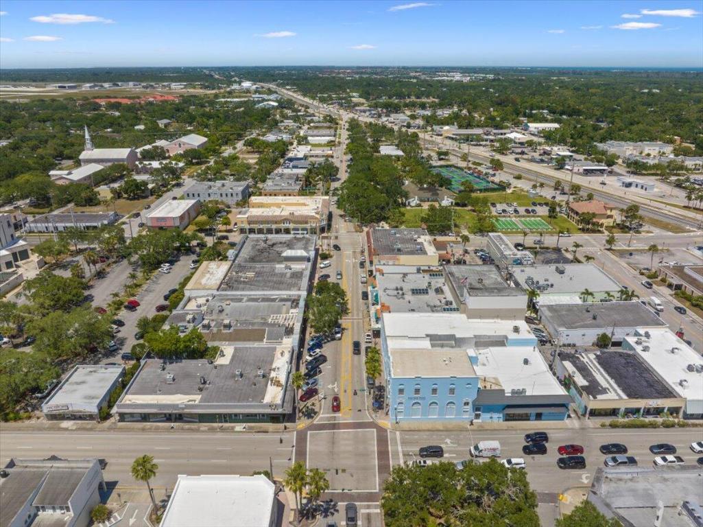 MCANSH PARK REPLATS OF - Residential