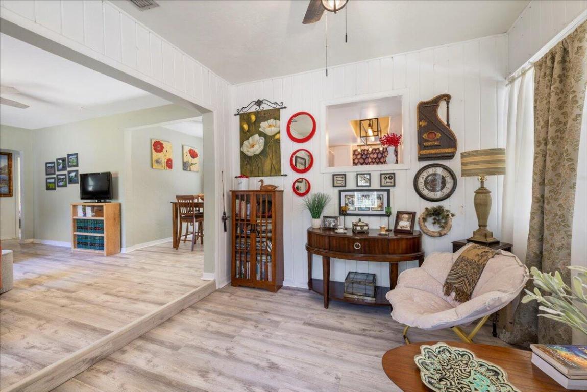 MCANSH PARK REPLATS OF - Residential