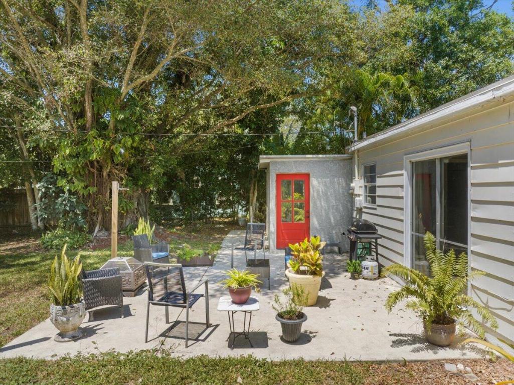 MCANSH PARK REPLATS OF - Residential