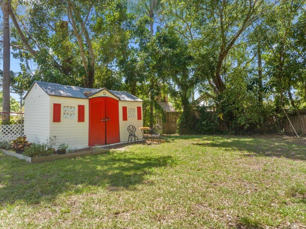 MCANSH PARK REPLATS OF - Residential