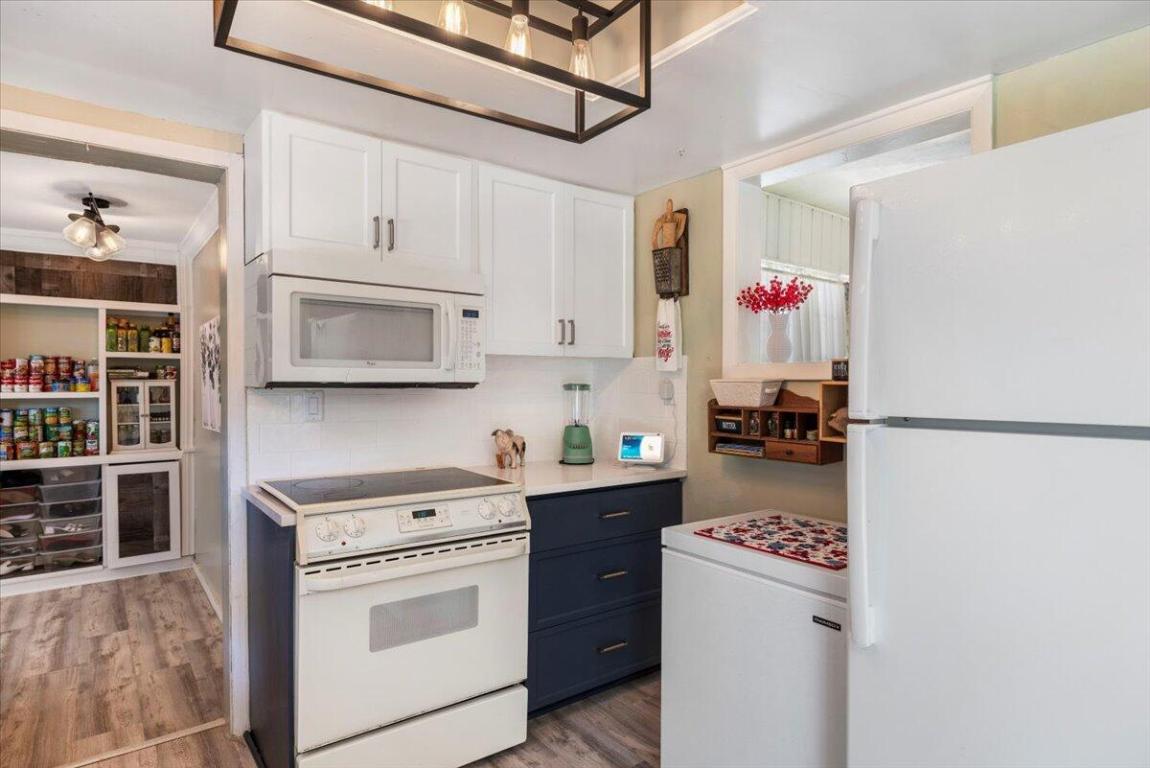 MCANSH PARK REPLATS OF - Residential