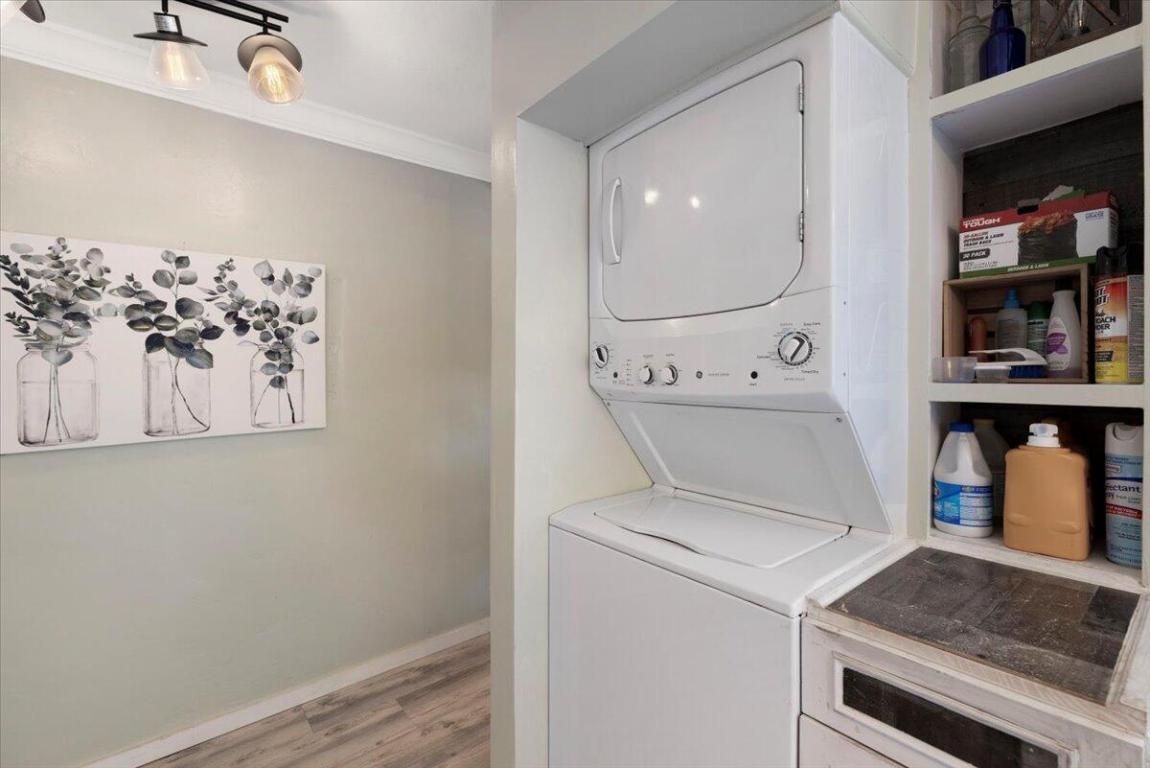 MCANSH PARK REPLATS OF - Residential