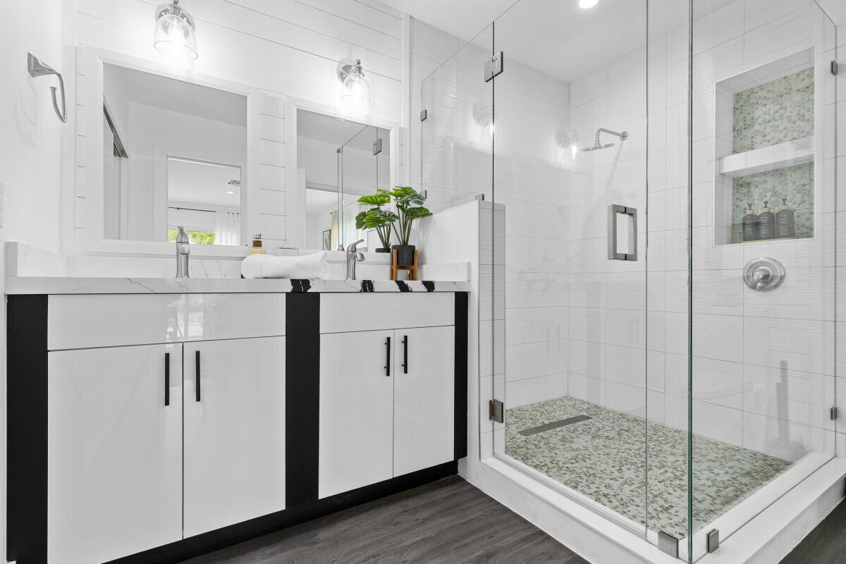 ROOSEVELT ESTATES - Residential