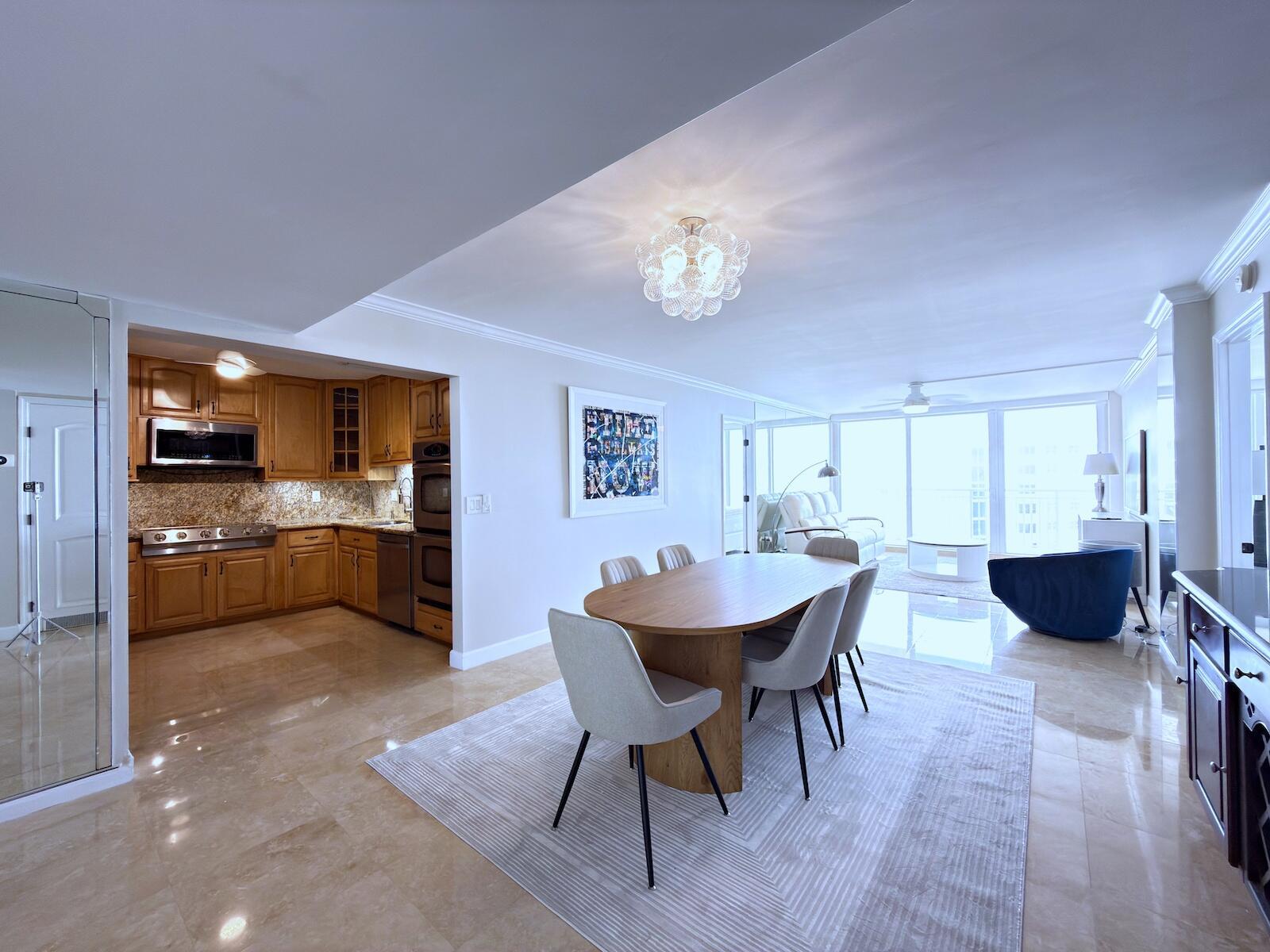 BARCLAY CONDO - Residential Lease