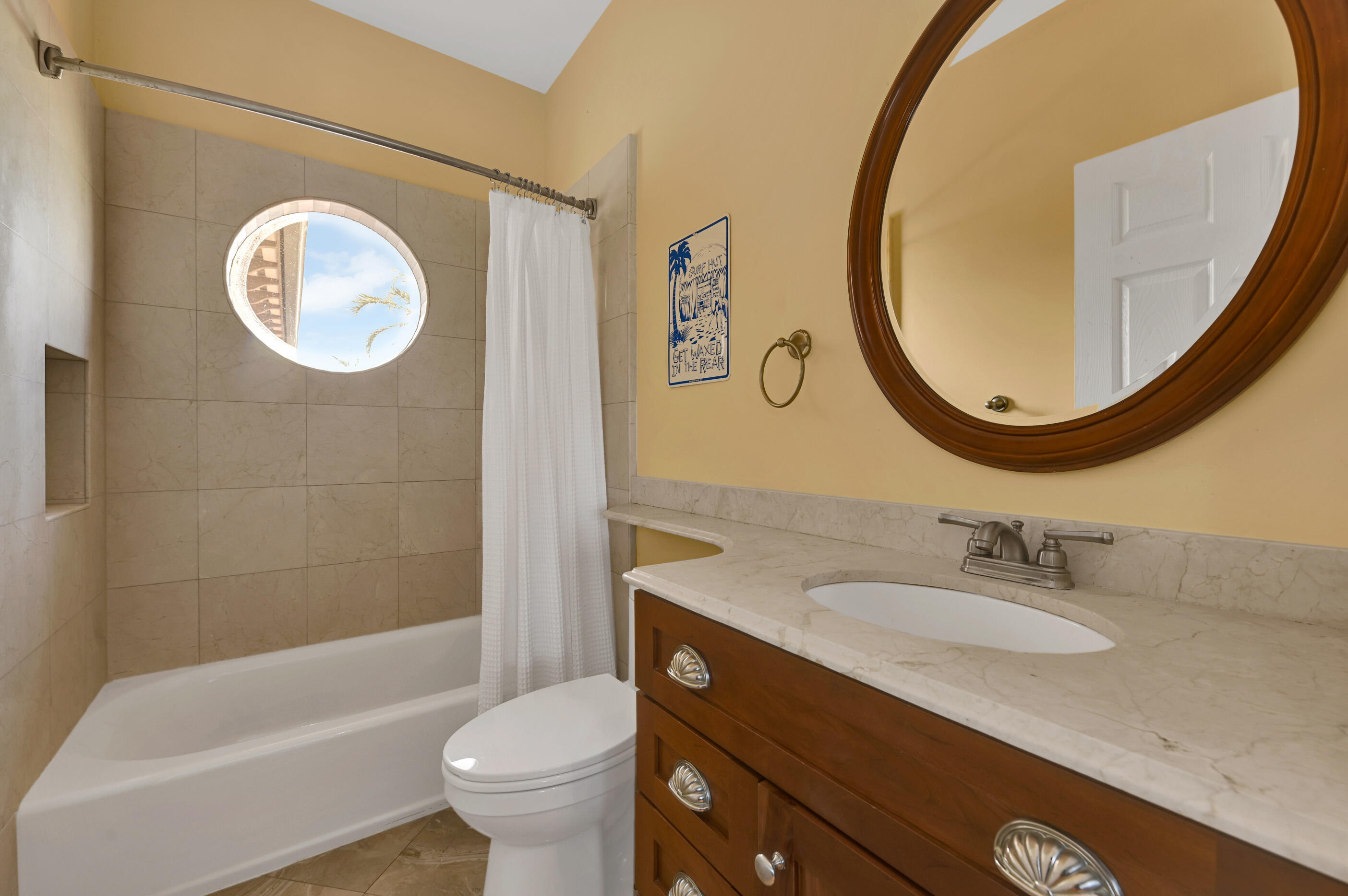 LAKE SHORES LANTANA - Residential