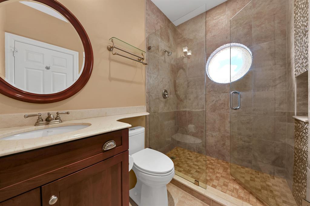 LAKE SHORES LANTANA - Residential