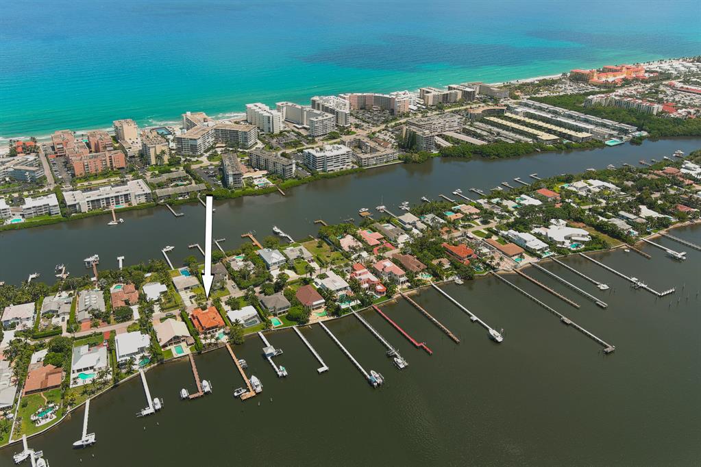 LAKE SHORES LANTANA - Residential