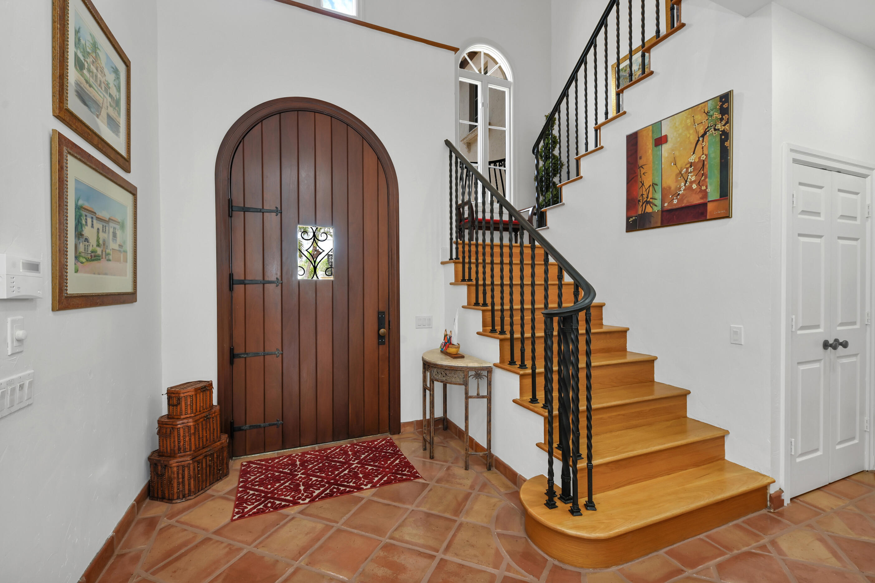 LAKE SHORES LANTANA - Residential