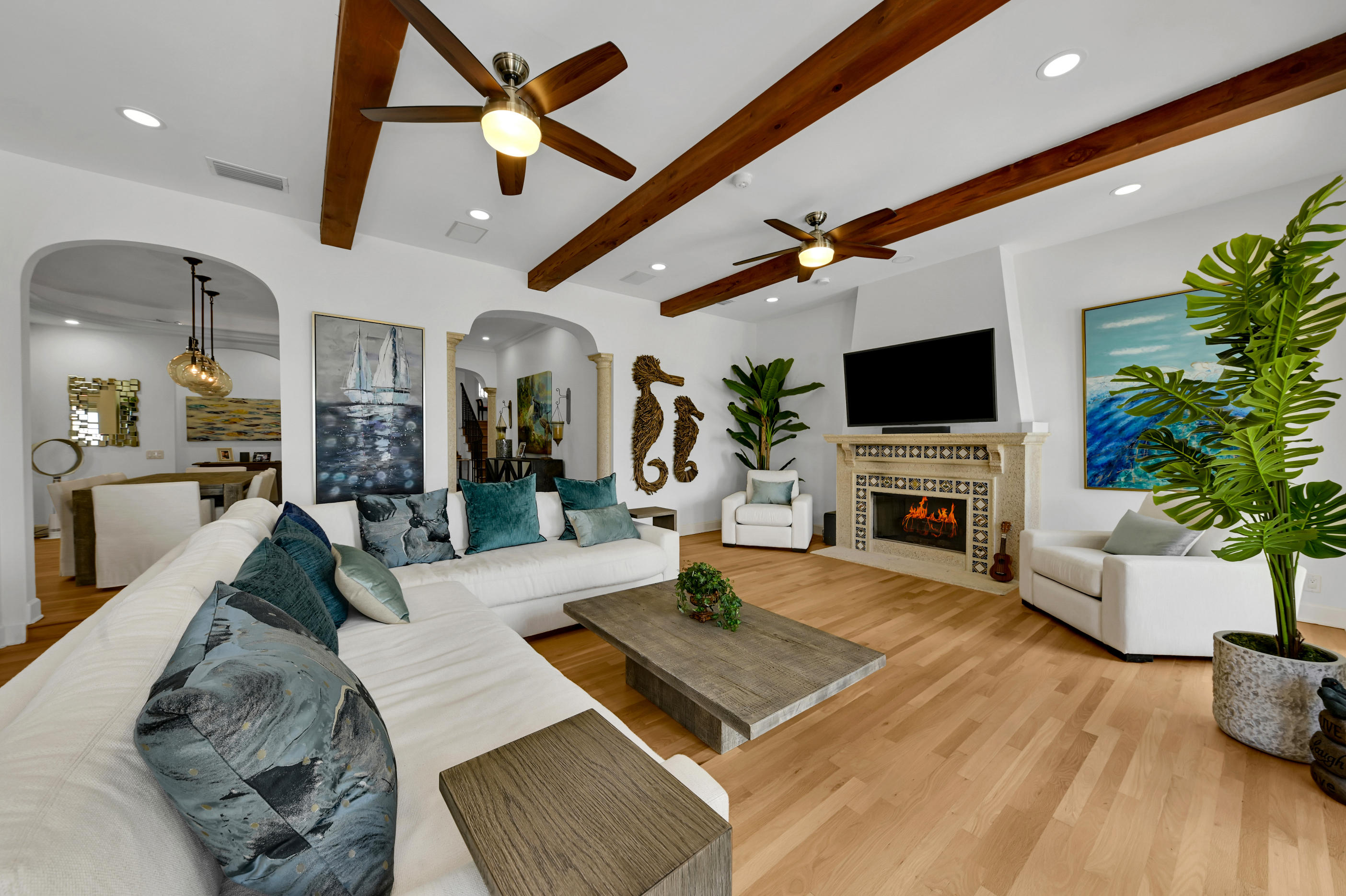 LAKE SHORES LANTANA - Residential