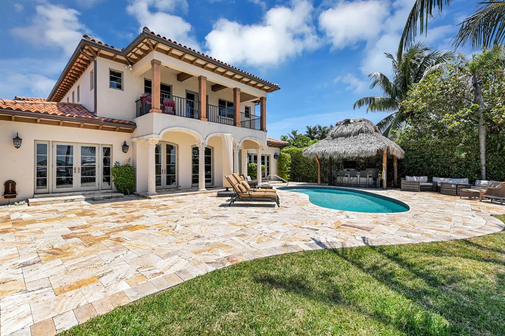 LAKE SHORES LANTANA - Residential