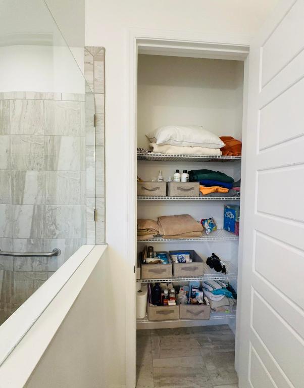 ON TOP OF THE WORLD PHASE 1-A SECTION 2-A, PROVIDE - Residential