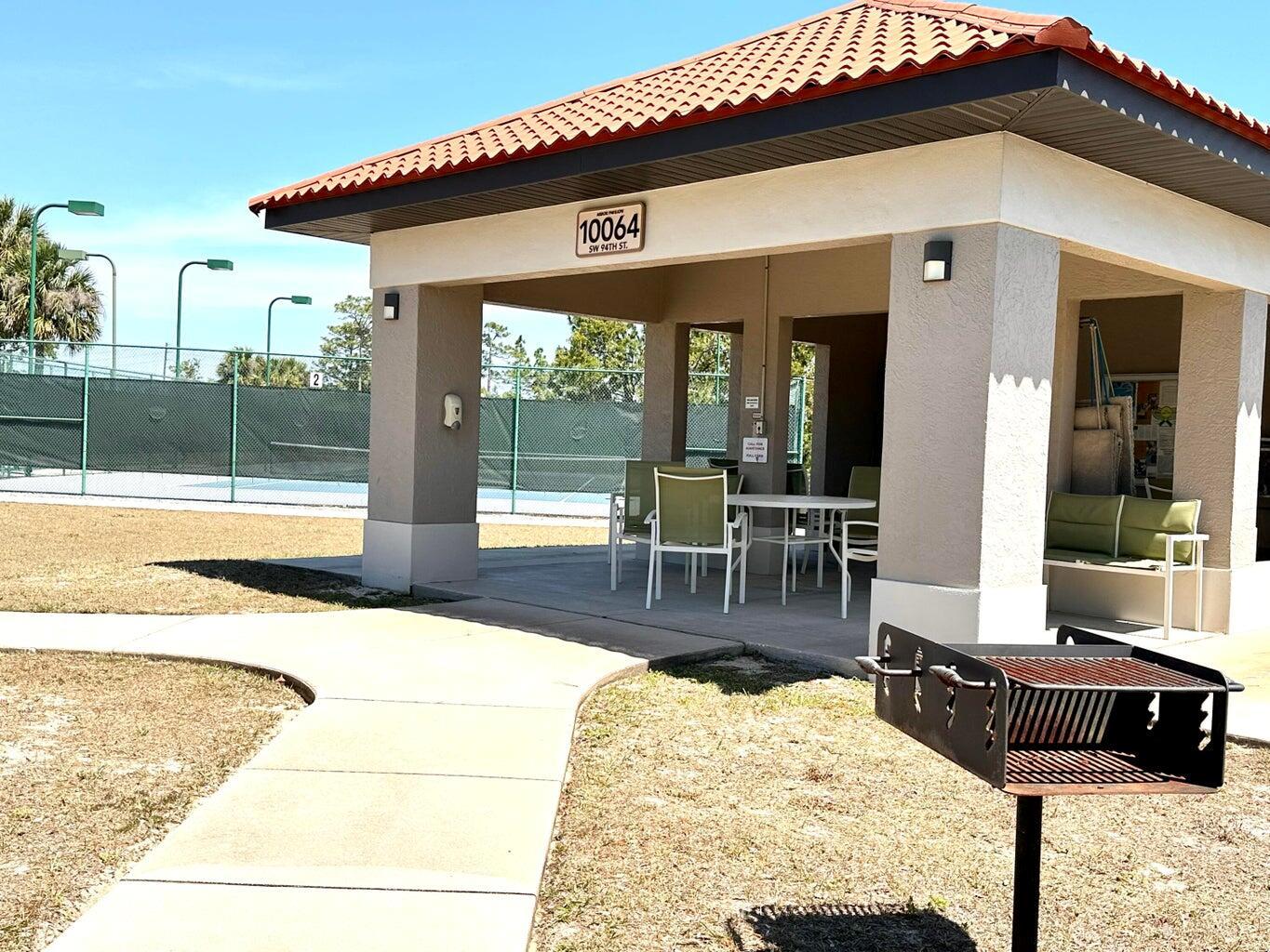 ON TOP OF THE WORLD PHASE - Residential