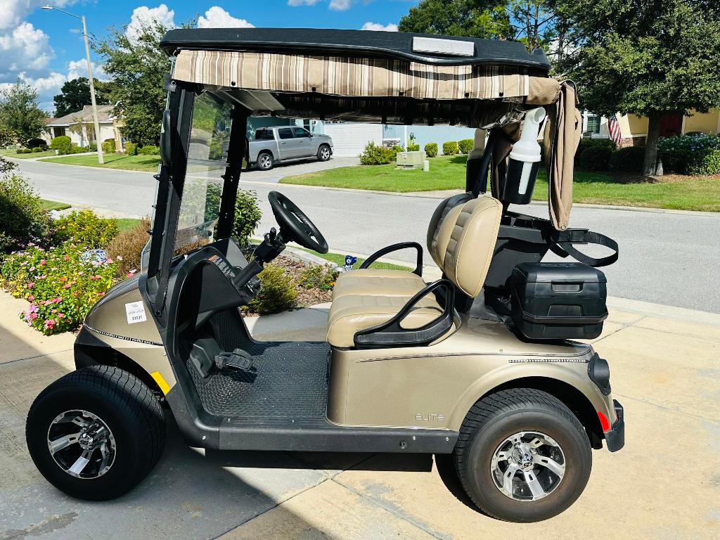 ON TOP OF THE WORLD PHASE 1-A SECTION 2-A, PROVIDE - Residential