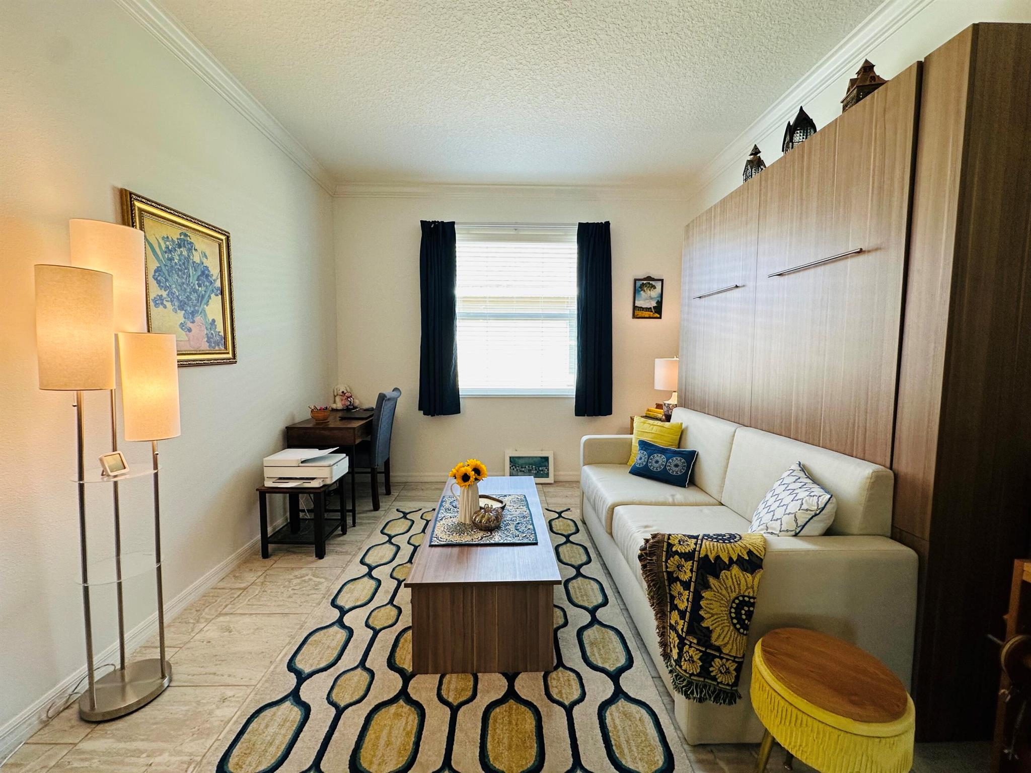 ON TOP OF THE WORLD PHASE - Residential