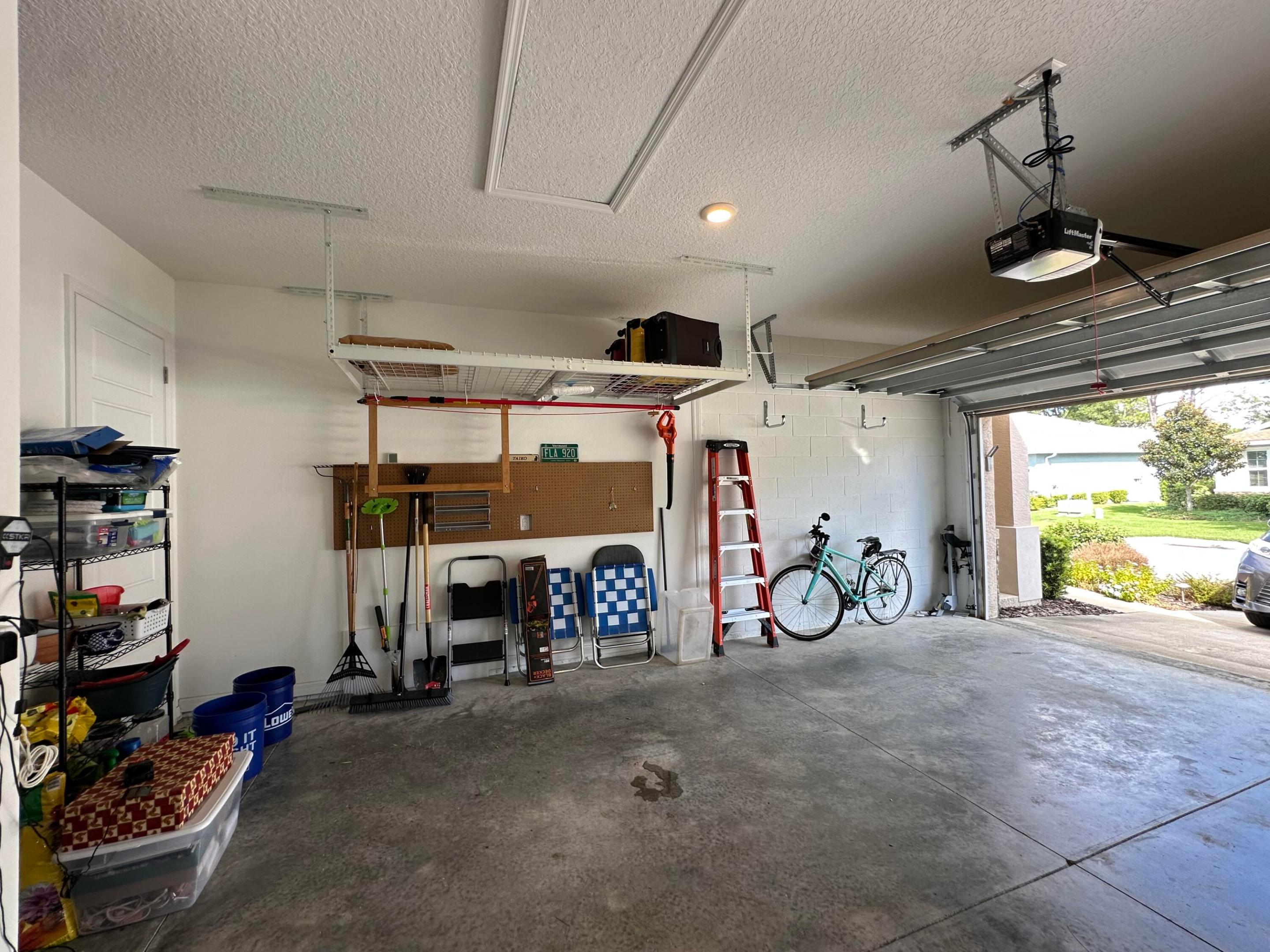 ON TOP OF THE WORLD PHASE 1-A SECTION 2-A, PROVIDE - Residential